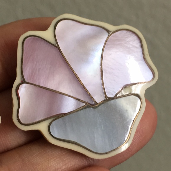 🖤Vtg MOP statement earrings - Picture 6 of 15